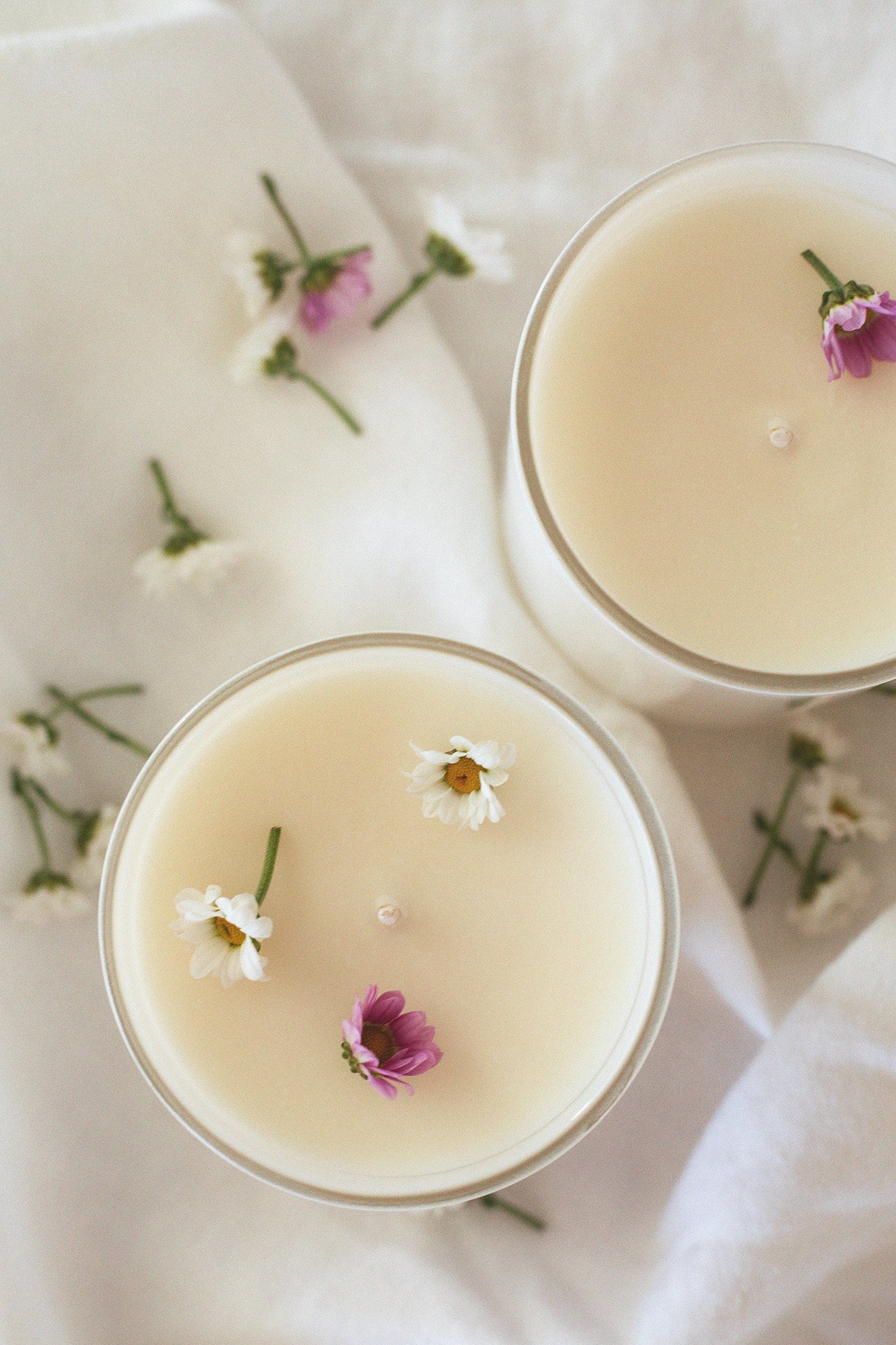 Candle (White) - Milk and Wildflowers - Image 2
